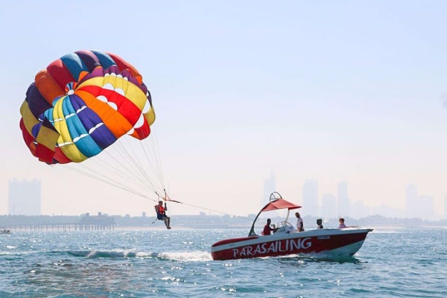 Parasailing Tour – Private Transfers (Single 15 Minutes)